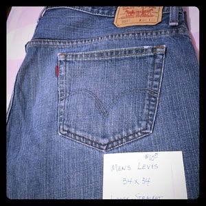 Levis.   Mens 34x34